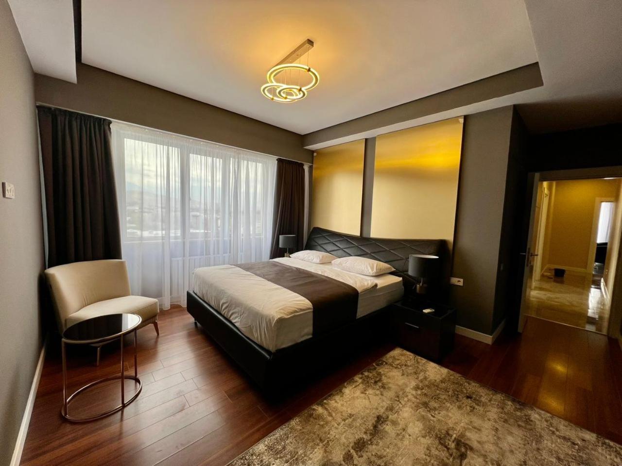Bishkek Park Residence エクステリア 写真
